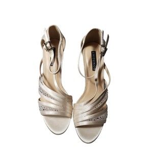 Erijunor women's sz 8 light Champagne Rhinestone Satin Like Wedding Formal Heels